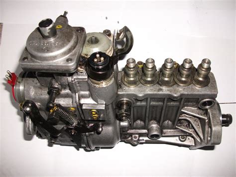5-liter engine was assembled from 1993 to 2001 and was installed on several very popular models of the concern, such as W124, W202, W210. . Om602 vs om605